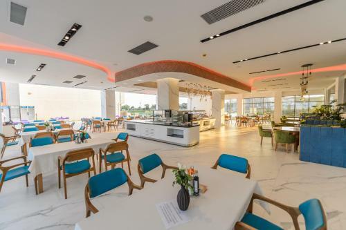 Mirage Beach Spa Hotel