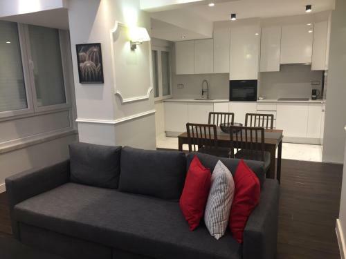 5 Stars Apartment At Oeiras - Lisbon - 2 Bedrooms