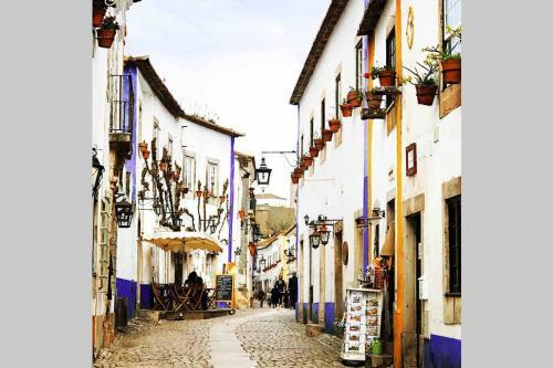 Charming �bidos Townhouse