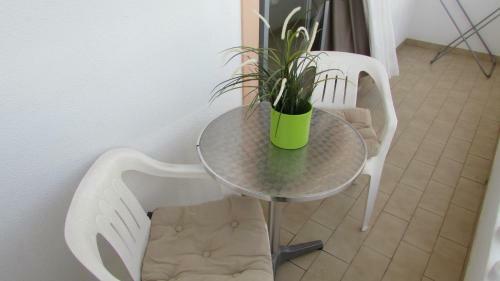 Apartamento T1 (2-4 Per.)com Piscina, Perto Da Praia