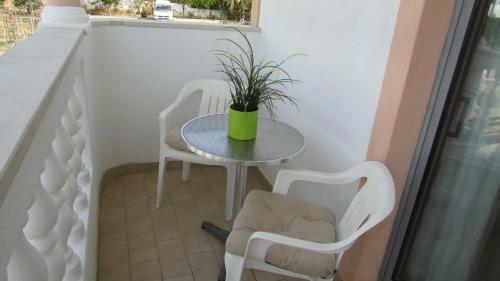 Apartamento - 2 A 4 Pessoas- Piscina