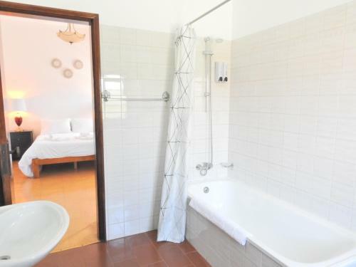 Hostal Hospedaria Do Senhor Da Pedra