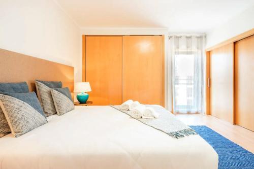 Apartamento ? Oceanfront: Luxury Breathtaking Views And Pool ?