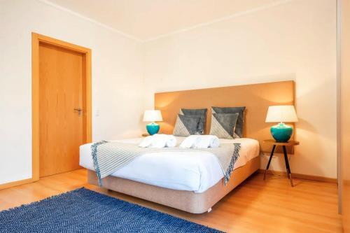Apartamento ? Oceanfront: Luxury Breathtaking Views And Pool ?