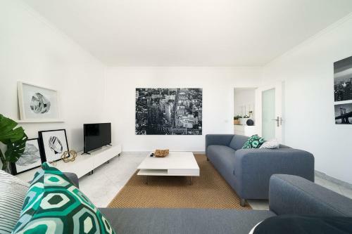Beautiful Modern Apartment In Olh�o, Algarve