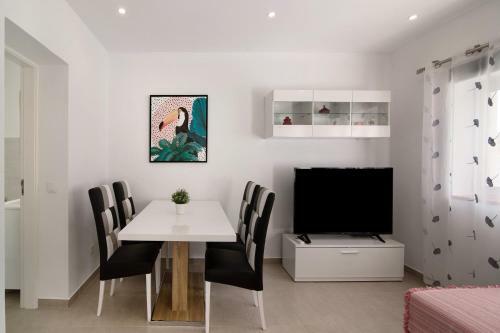 Adelino Guest House