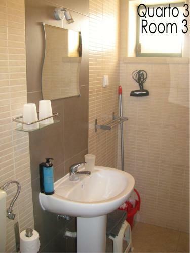 Hostal Tiago & Jorge Guesthouse