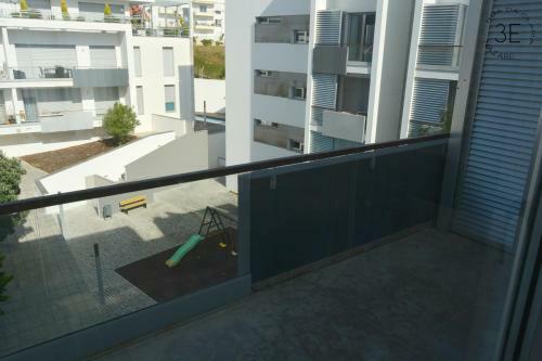 Olaria Apartment, Rooftop View With Swimming Pool