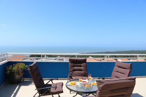 Penthouse With Big Terrace And Ocean View, 8 People