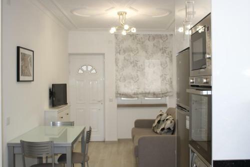 Sun & Wave Apartment II
