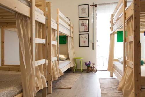 Hostal Paz & Amor Guest House - Peace & Love
