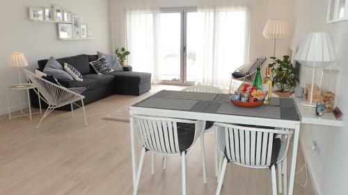 Silver Breezes Apartment