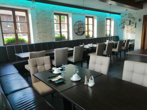 Hostal Gasthof-pension Wilder Mann