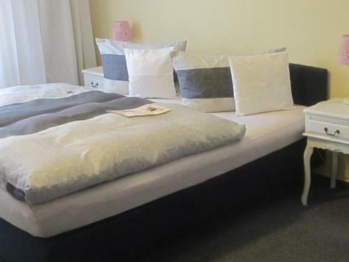 Hostal Hotel Pension Adler Untert�rkheim
