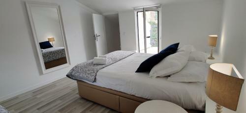 Nazar� Historic Beach House-1 Minute To The Beach