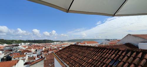 Nazar� Historic Beach House-1 Minute To The Beach