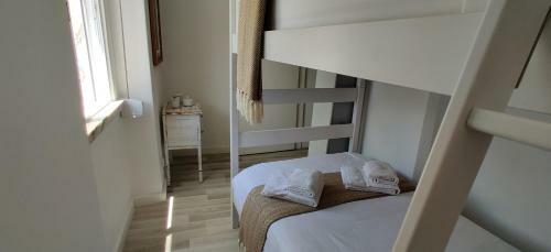 Nazar� Historic Beach House-1 Minute To The Beach