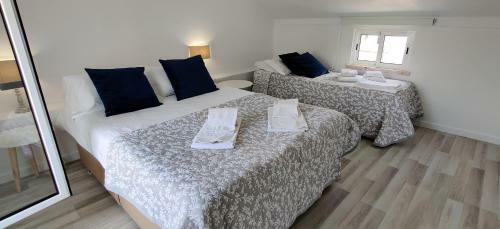 Nazar� Historic Beach House-1 Minute To The Beach