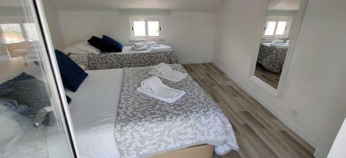 Nazar� Historic Beach House-1 Minute To The Beach