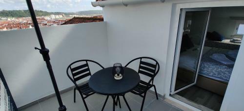 Nazar� Historic Beach House-1 Minute To The Beach