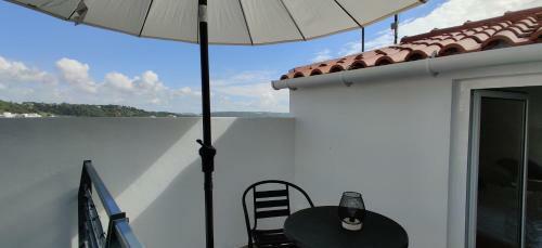Nazar� Historic Beach House-1 Minute To The Beach