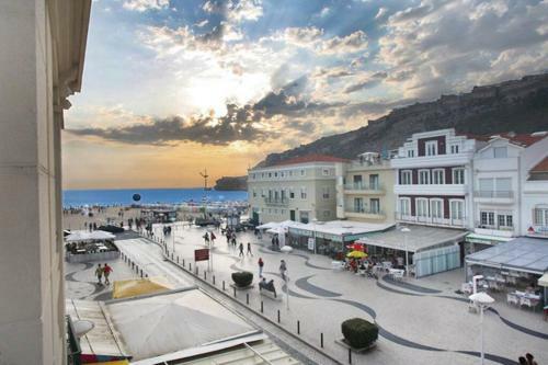 Apartamento Casa A 50m Da Praia, Zona Central Da Nazar�