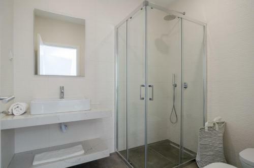 Apartamento Ocean Views - New Private Condominium With Pool & Sea Views