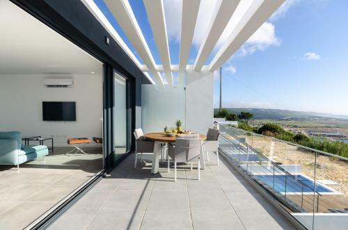 Apartamento Ocean Views - New Private Condominium With Pool & Sea Views