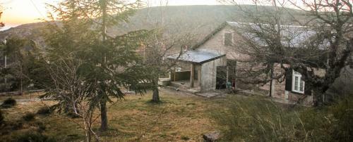 Mountain House/ Serra Da Estrela