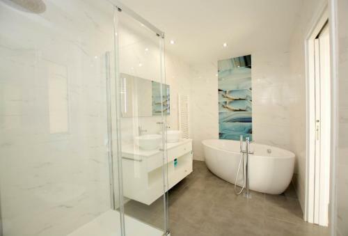 Villa Alto Da Colina - Vila Moderna E Espa�osa - Top Localiza��o