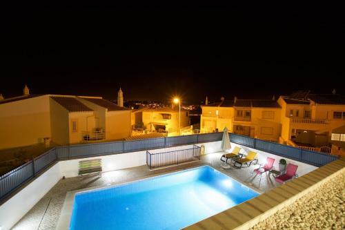 Villa Alto Da Colina - Vila Moderna E Espa�osa - Top Localiza��o