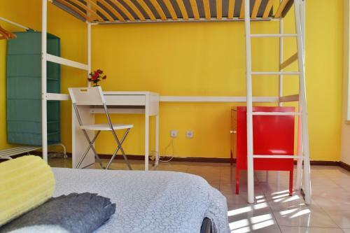 Hostal Happy Hippo Guesthouse