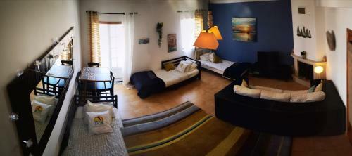 Hostal Peniche Surf Lodge 2