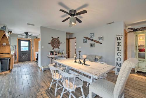 Unplugged Withlacoochee Riverfront Retreat!