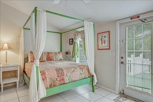 Anchor Inn - Unit 2 Apts