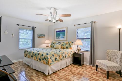 Sunshine Beach Cottage
