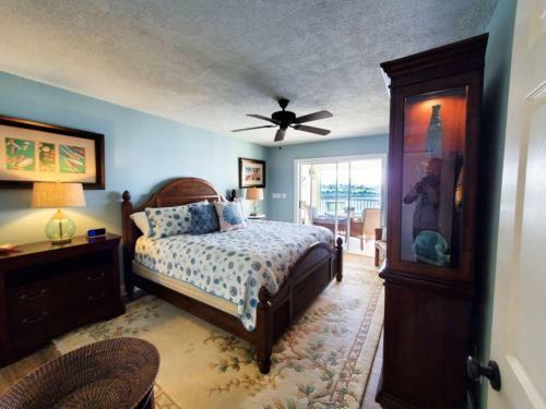 Hickory Bay West By Ipg