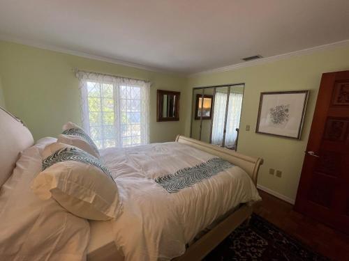 Villa Waterfront Paradise - Heated Pool, Amazing Sunsets!