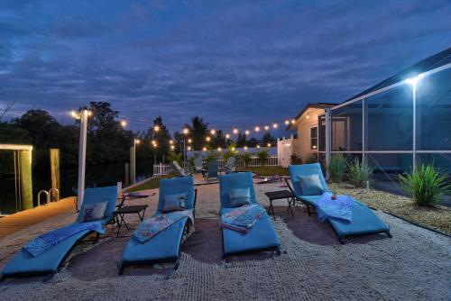 Waterfront Bradenton Home Private Pool And Fire Pit