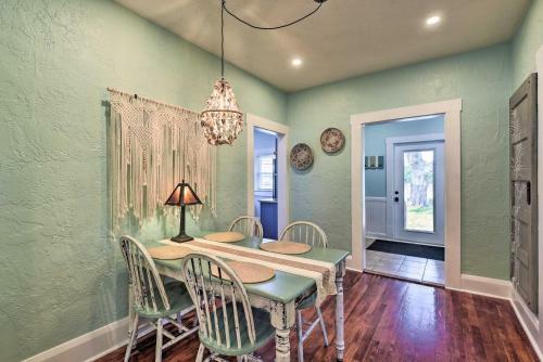 Bright Bradenton Retreat 1 Mi To Downtown!