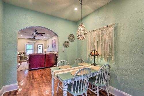 Bright Bradenton Retreat 1 Mi To Downtown!