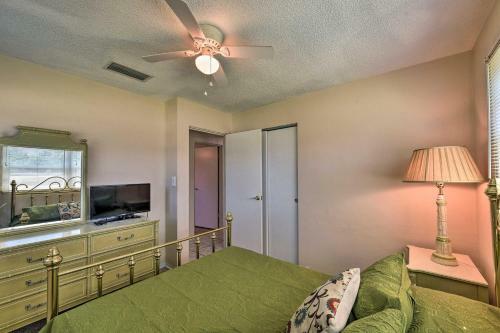 Sunshine State Cottage About 9 Miles To Beaches!
