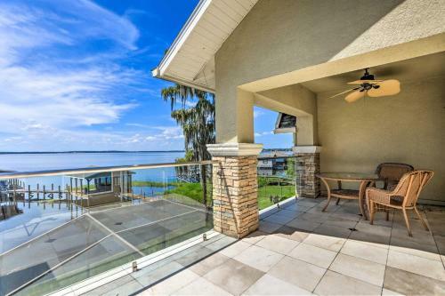 Lavish Clermont Home With Infinity Pool And Docks