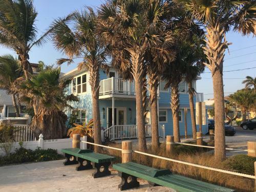 Beach Dreams Resort