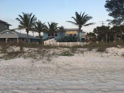 Beach Dreams Resort
