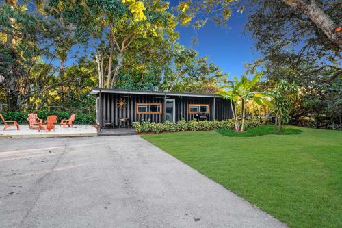 Hostal Oasis Container Home On 3 Acres