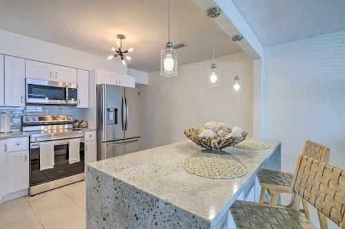 Modern Coastal Abode 2 Blocks To Cocoa Beach