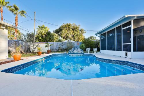 Escape To Honeymoon Island