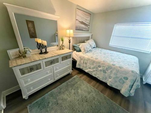 Sparkling 2bed 1bath Beach Home - Unit 214