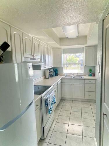 Sparkling 2bed 1bath Beach Home - Unit 214